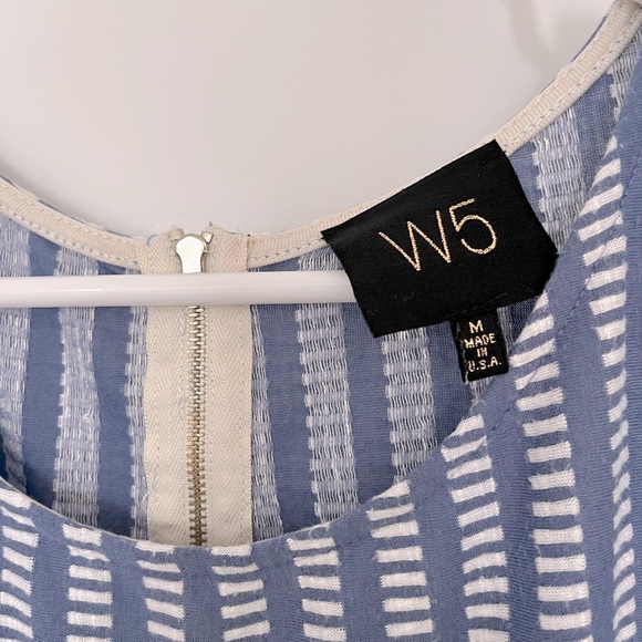 PRICE DROP! ✨ Blue and white blouse - Picture 3 of 3